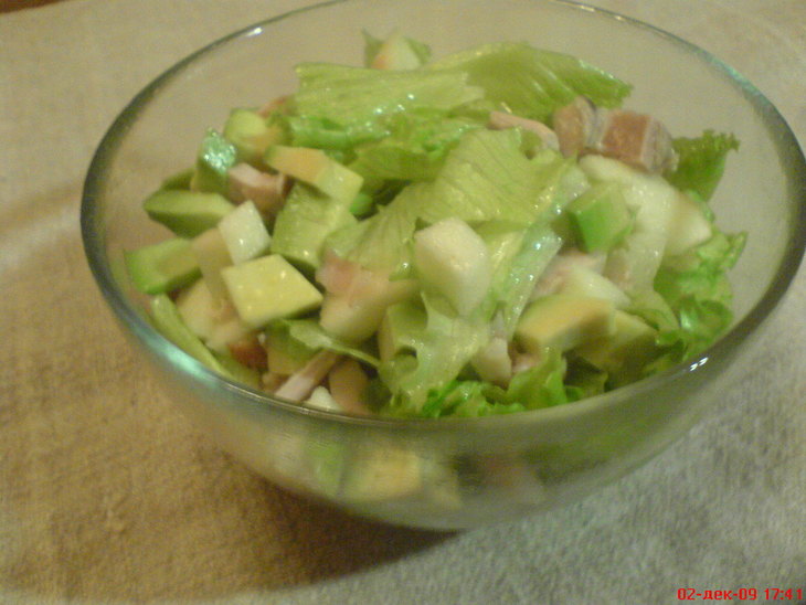Куриный салат с авокадо и яблоком: шаг 6