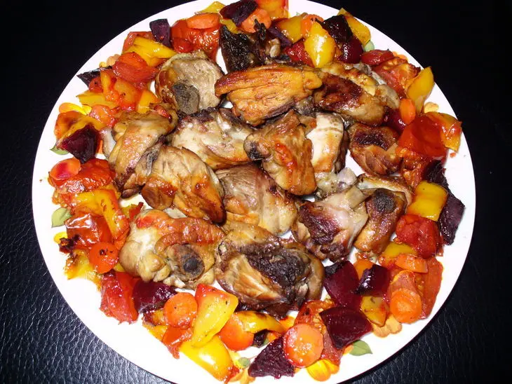 Куринные окорочка в вине и мандариновом соке с овощами: шаг 8