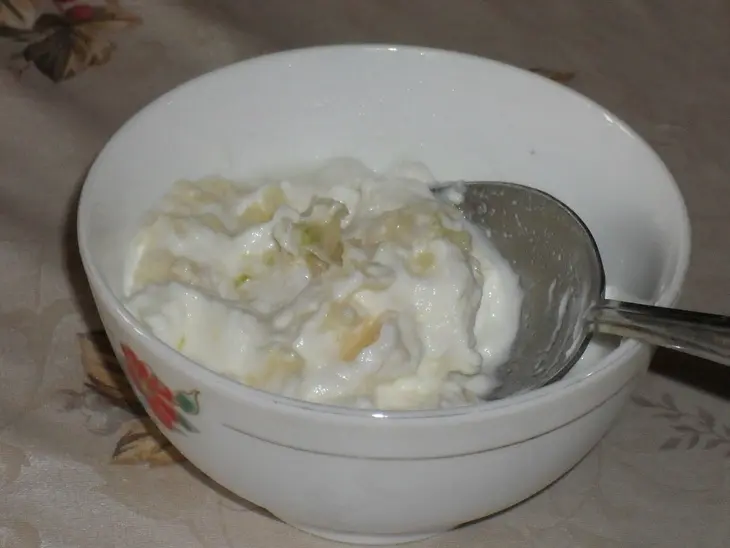Морковный салат с грецкими орехами по-турецки: шаг 3