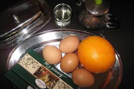 Шоколадно - апельсиновый мусс с мороженым крем - брюле: шаг 1