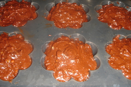 Шоколадные кексы с малиновым соусом: шаг 5