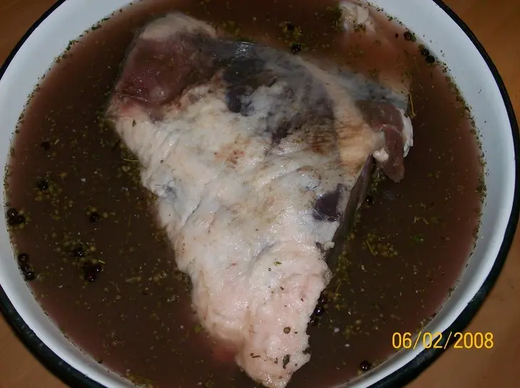 Нога баранья (я бы сказала, "натюрель"): шаг 1
