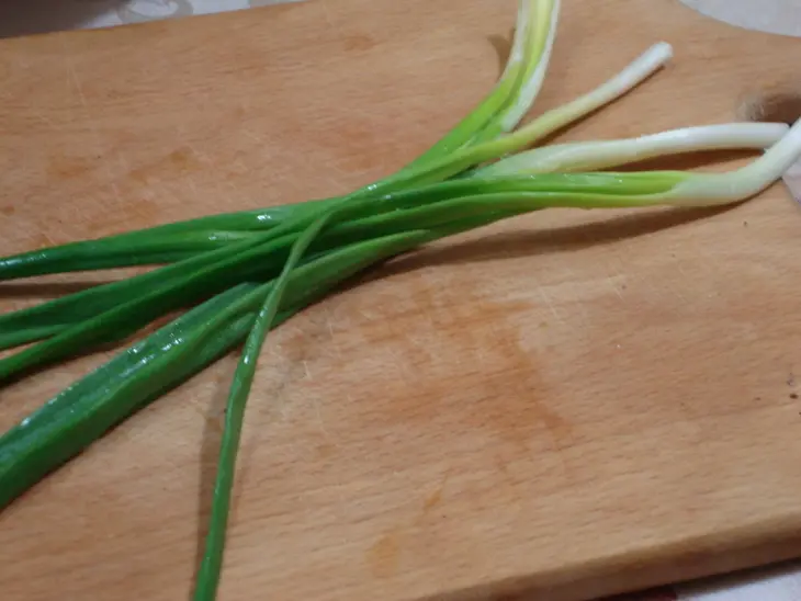 Салат из пекинской капусты с шампиньонами: шаг 4