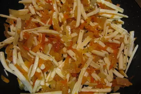 Рыба фаршированная овощами и плавленым сырком: шаг 1