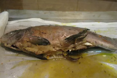 Рыба фаршированная овощами и плавленым сырком: шаг 5