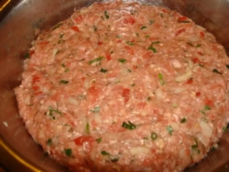 Мясо-фруктовые колобки: шаг 3