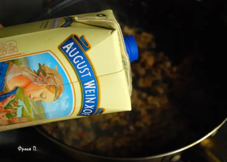 "тыквандю" - сырное фондю в тыкве с хрустящими палочками: шаг 5