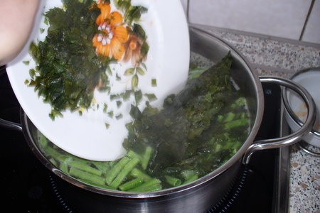 Щавелевый суп с яйцом и стручковой фасолью: шаг 7
