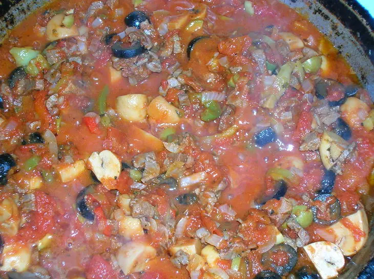 Спиральки с говядиной, грибами и соусом маринара(упрощенным): шаг 4