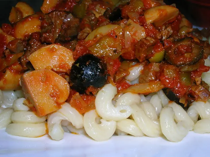 Спиральки с говядиной, грибами и соусом маринара(упрощенным): шаг 5