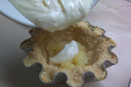 Пирог с сыром и ананасами в ореховой корочке. вариации на тему экономии.: шаг 6