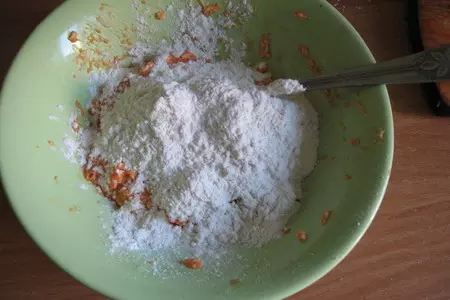 Куринные рогалики на шпажках: шаг 3