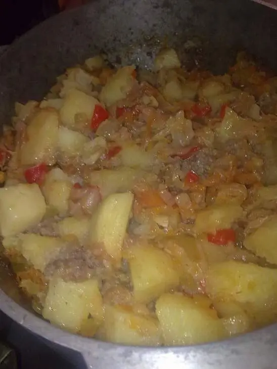Картофельно-капустное рагу по-деревенски: шаг 7
