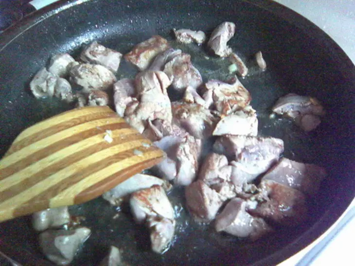 Кукурузно-печеночная начинка для курицы (или индейки) на рождество. фаршированная курица серия №2.: шаг 2