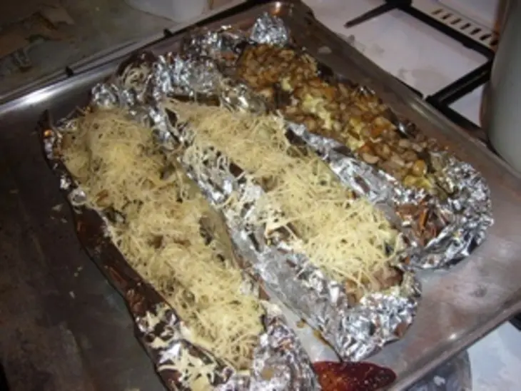 Ребрышки запеченые с грибами и сыром: шаг 5