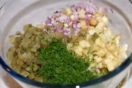 Хрустящие картофельные корзиночки с селёдкой: шаг 4