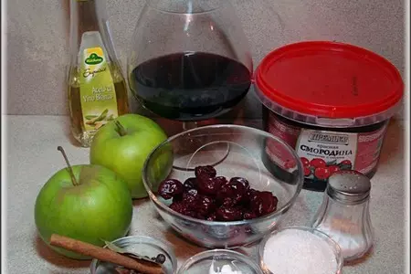 Краснокочанная капуста с можжевельником, вишней и яблоками.: шаг 2
