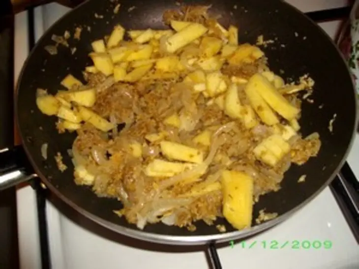 Фасоль с айвой и орехами: шаг 5