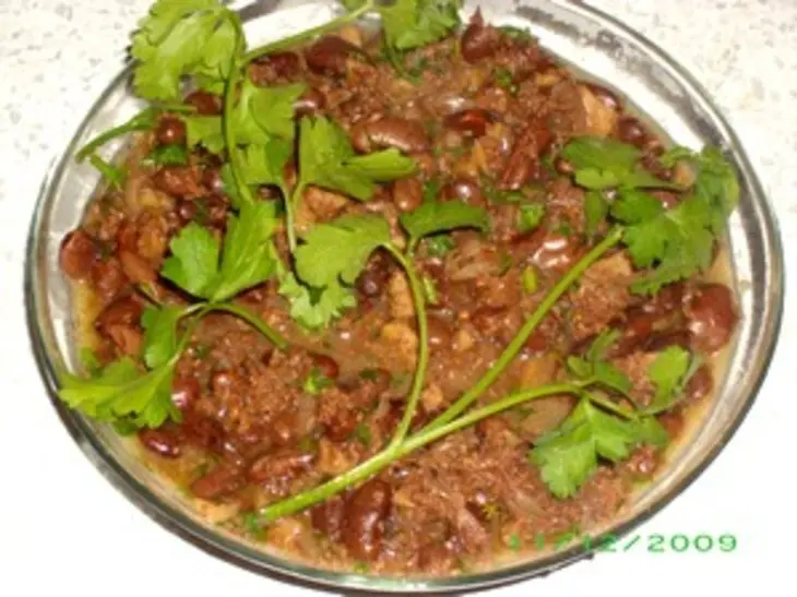 Фасоль с айвой и орехами: шаг 6