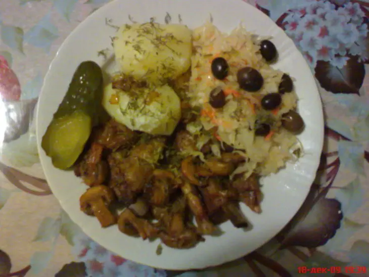 Ребра свиные с шампиньонами: шаг 10