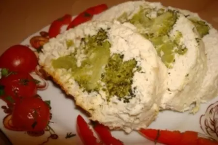 Куриный рулет-суфле с брокколи: шаг 9