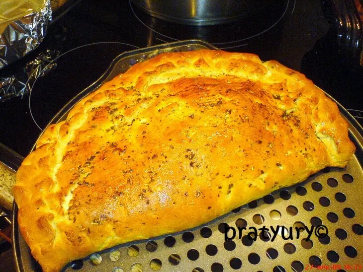 Pizza panzerotto, она же пицца кальцоне: шаг 7