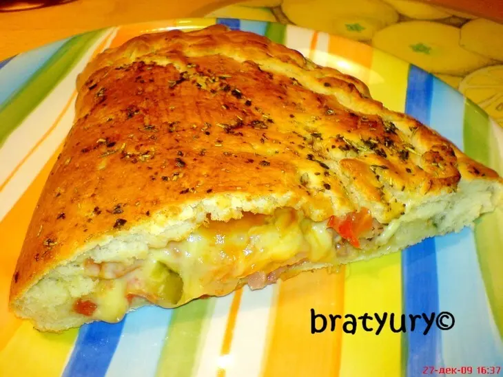 Pizza panzerotto, она же пицца кальцоне: шаг 9