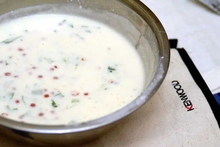 Лингвини со сливочным соусом, красной икрой и креветками: шаг 4