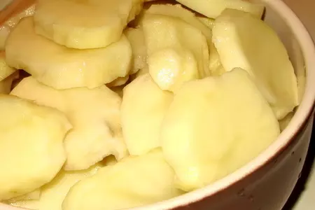 Мясо под картофельной крышкой: шаг 2