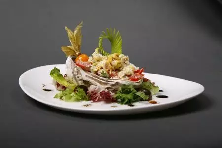 Банкетный салат "хамелеон": шаг 2