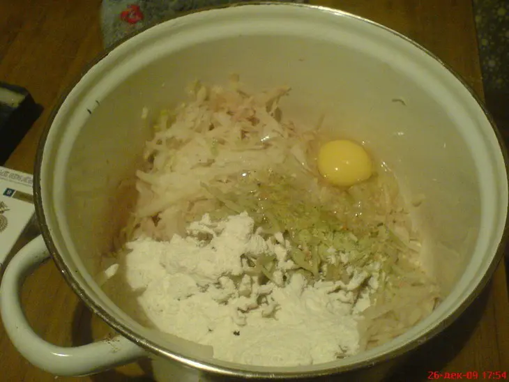 Драники с муссом из форели: шаг 1