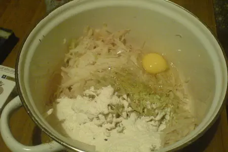 Драники с муссом из форели: шаг 1