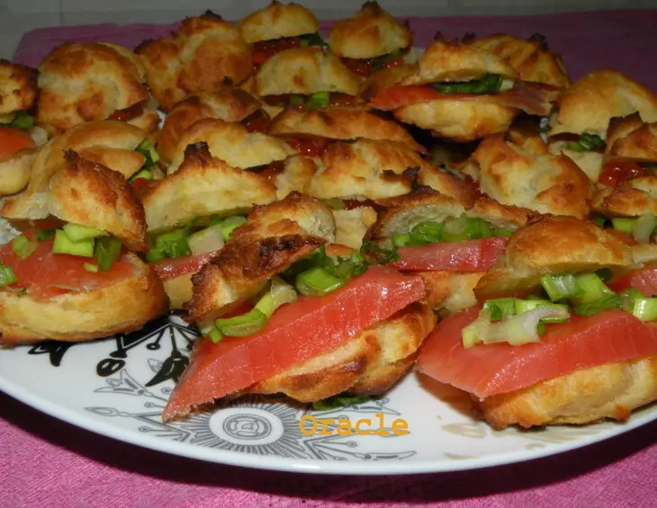 Профитроли  с икрой и красной рыбой.  много не бывает.: шаг 2