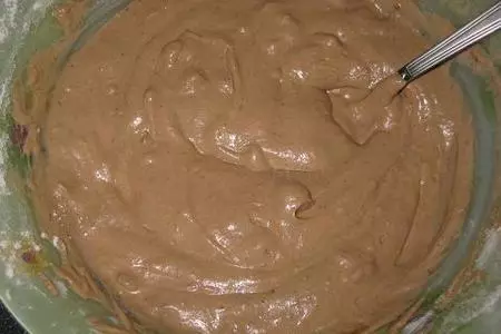 Кексы с халвой и изюмом: шаг 1