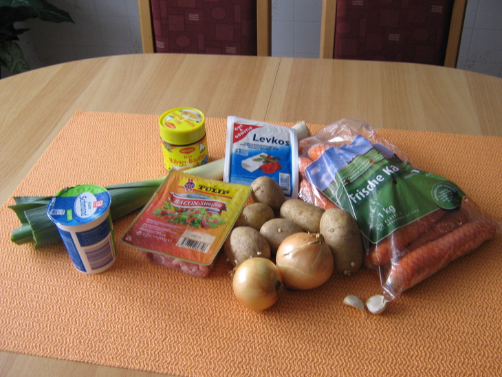 Морковный суп-пюре с брынзой: шаг 1