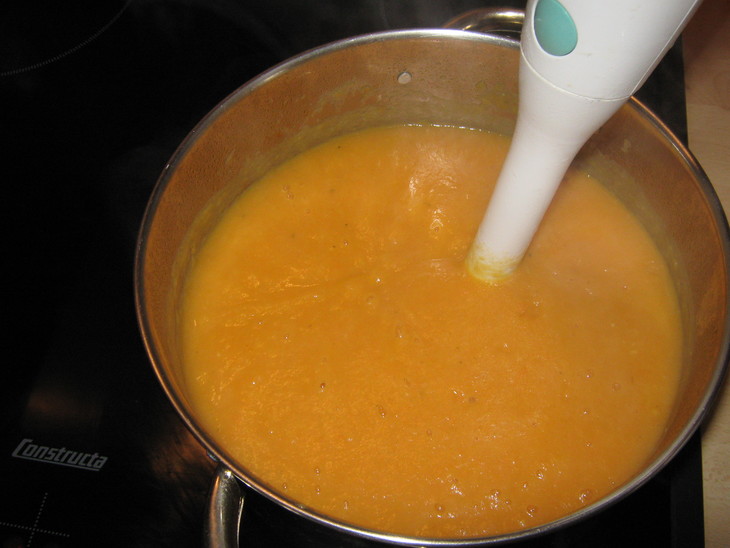 Морковный суп-пюре с брынзой: шаг 4