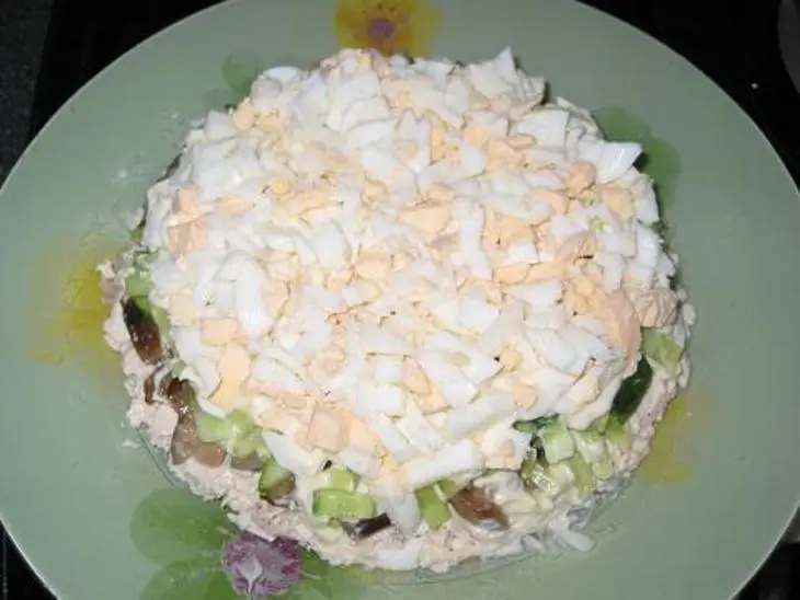 Салат "вкусный": шаг 3
