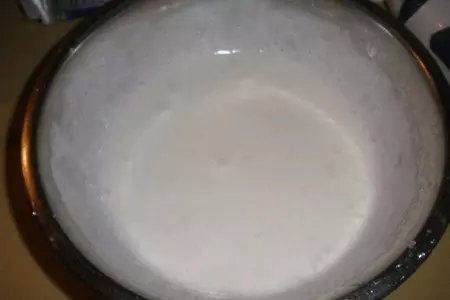 Нежный йогуртовый мусс с клюквенно-апельсиновым соусом: шаг 2
