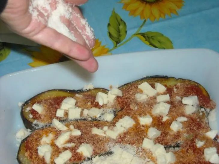 Melanzane alla parmigiana или итальянская запеканка: шаг 5