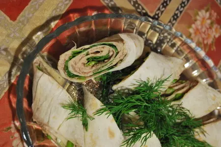 Рулетики из лаваша с печенью трески и щавелем: шаг 1