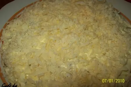 Салат "ромашка": шаг 4