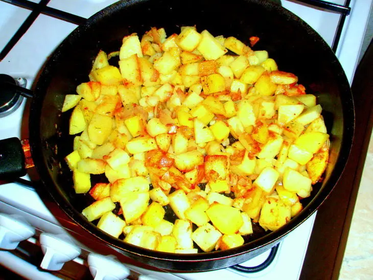 Печеная рыба с картофелем: шаг 3