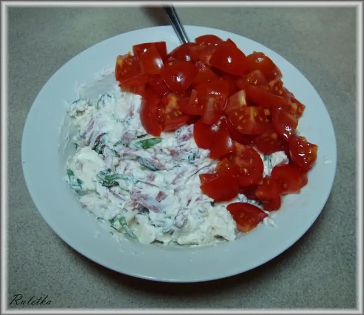 Миникальцоне "трио" (pizza calzone, закрытая пицца).: шаг 12