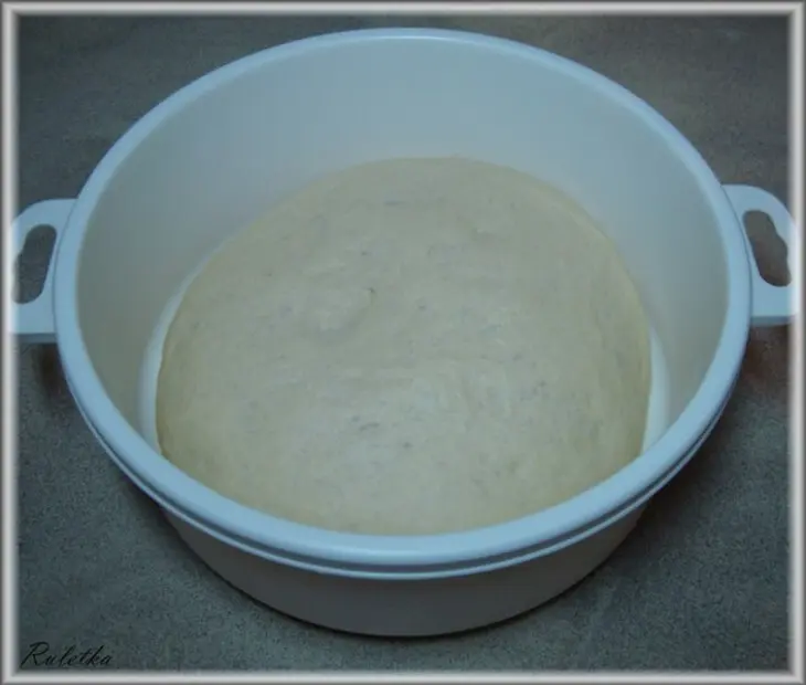 Миникальцоне "трио" (pizza calzone, закрытая пицца).: шаг 14