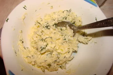 Нежнейшие,сочные котлетки с начинкой.просто так :): шаг 3
