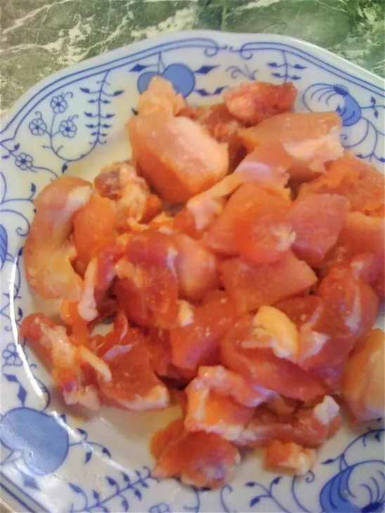 Мясо с кабачками в горшочке: шаг 1