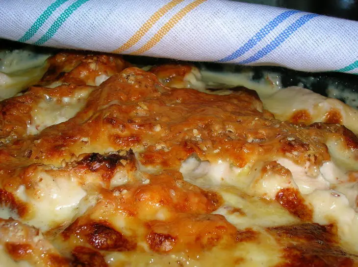 Куриная грудка в винно-миндально-грибном соусе: шаг 9