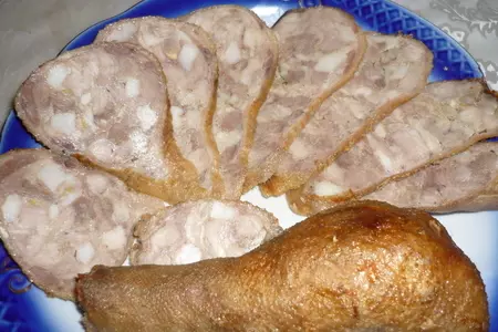 Гусиные шейки фаршированные.колбаса домашняя.: шаг 2