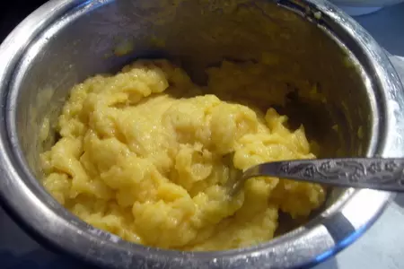 Вареники из заварного теста с квашеной капустой и печенью: шаг 4