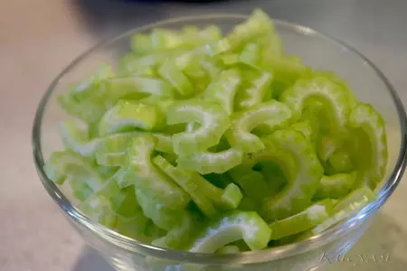 Фруктовый салат с курицей и креветками: шаг 1